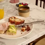 Honest 4* Granada