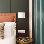Honest 4* Granada