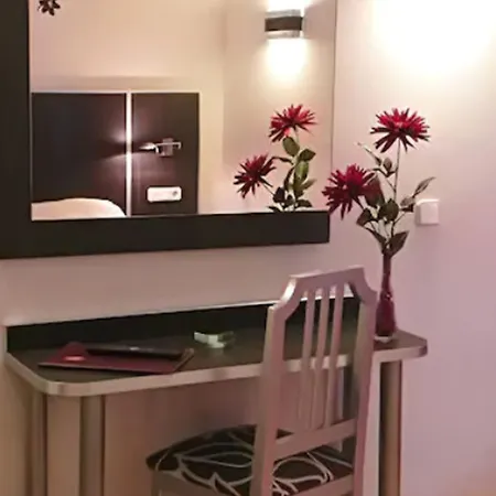 Otel Honest