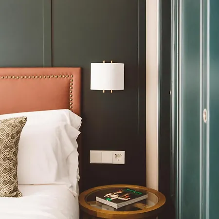 Honest 4* Granada