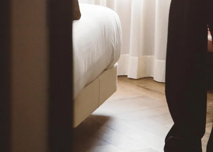 Hotel Honest
