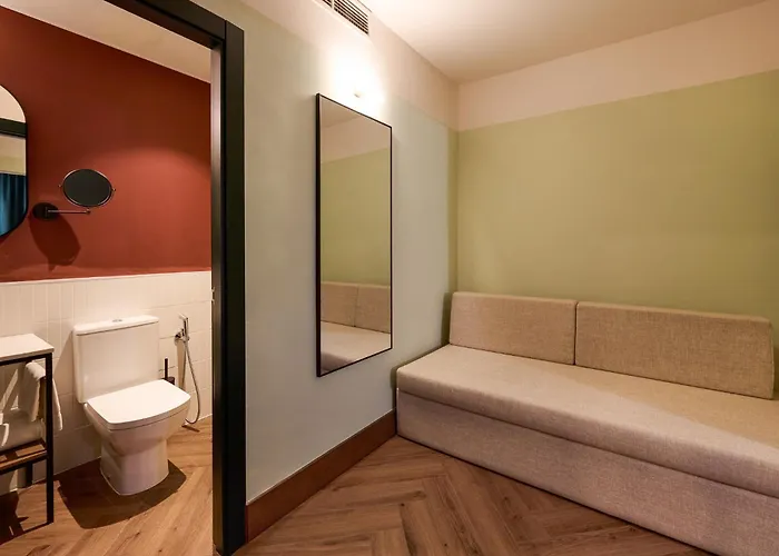 Honest 4* Granada