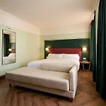 Honest Hotel Granada