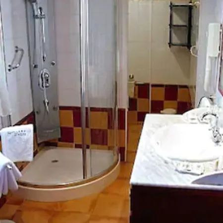 Nieves Hotel Granada