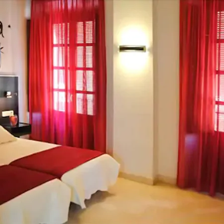 Hotel Nieves 3*