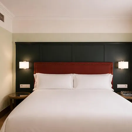 Hotel Honest
