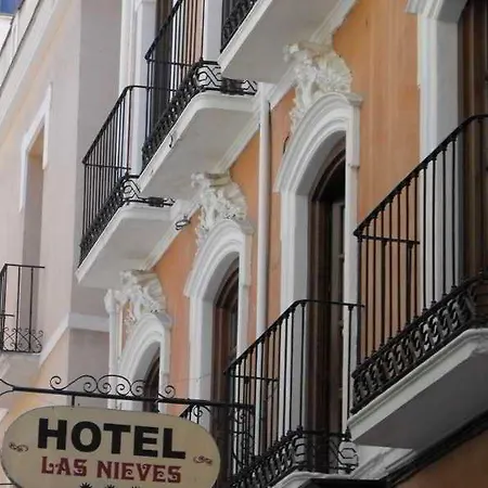 Nieves Hotel