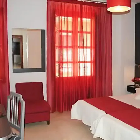 Nieves Hotel