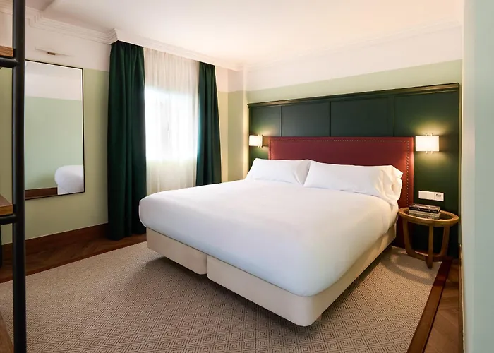 Honest Hotel Granada