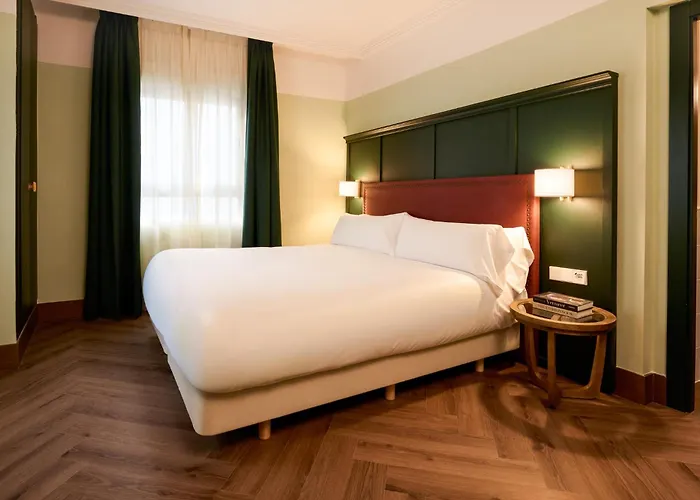 Hotel Honest
