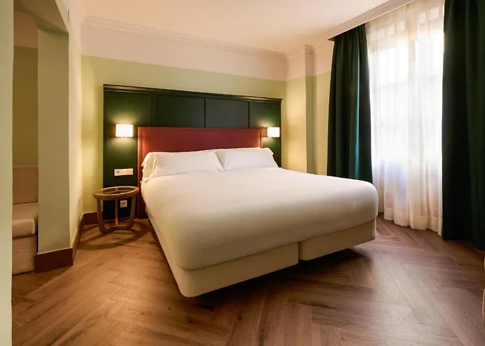 Honest Hotel Granada