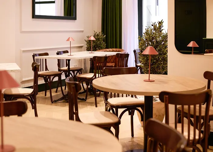 Honest Hotel Granada