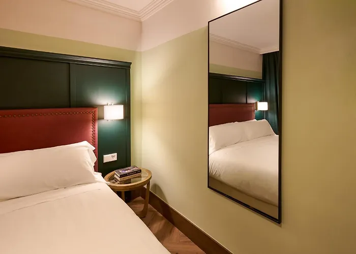 Honest Hotel