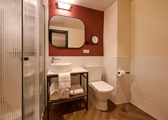 Honest Hotel 4*